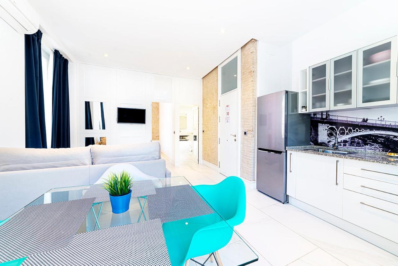 Alohamundi Adriano Apartment Seville Exterior photo
