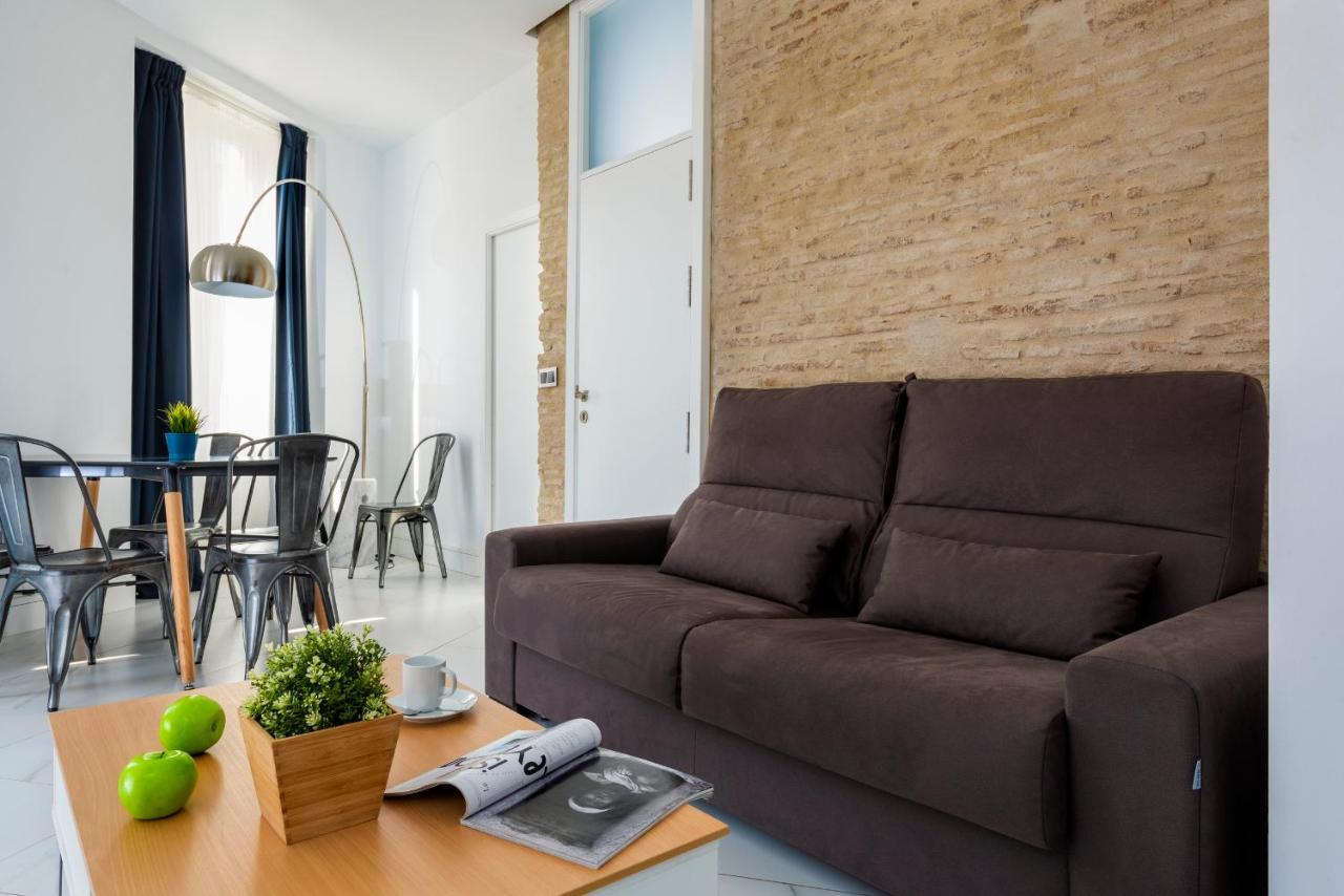 Alohamundi Adriano Apartment Seville Exterior photo